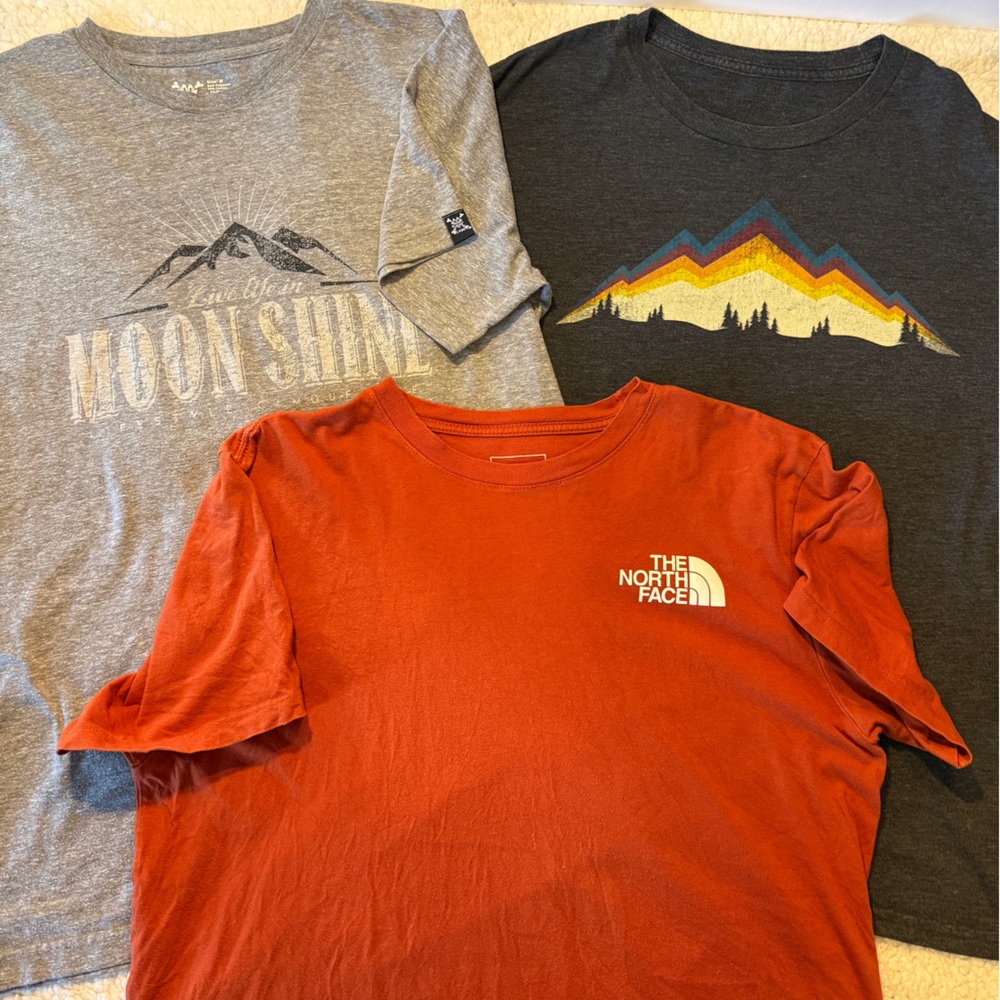 Men’s T-Shirt Bundle. The Northface & Moonshine, Orange, & Gray. Size Medium.